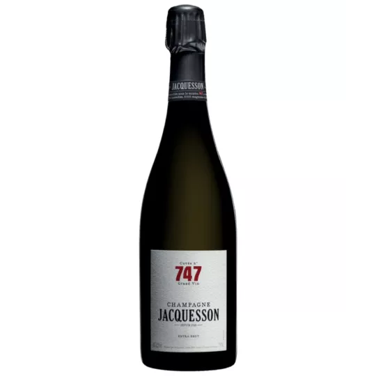 Bottle of Champagne Jacquesson Cuvée 747 Magnum, front view, white label