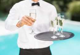 How to Choose the Perfect Champagne to Gift for Special Occasions