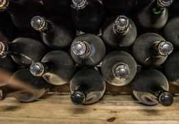 How do you store an open bottle of champagne without losing the bubbles?